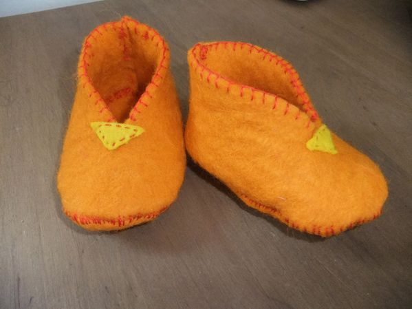 Chaussons bébé en feutrine