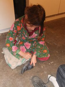 Veille de Saint Nicolas - On nettoie nos souliers (6)