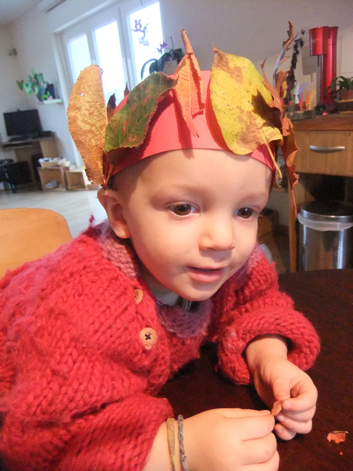 Des couronnes d'automne pour lutins rieurs