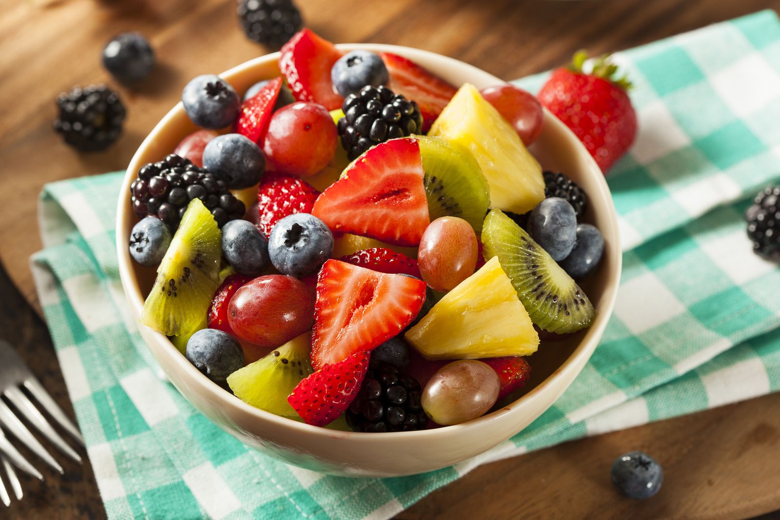 Comment Vaincre l’Acné avec l’Alimentation Vivante ?