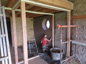 Autoconstruction - Les enduits de finition terre